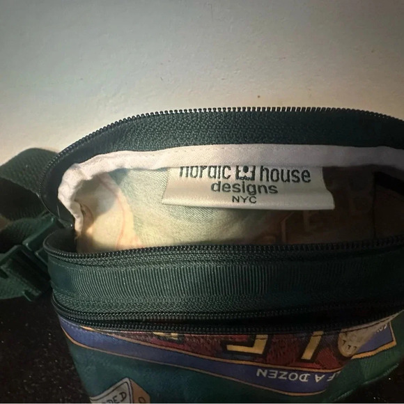 Vintage Nordic House Design NYC Fanny pack Golf Printed - Picture 2 of 3